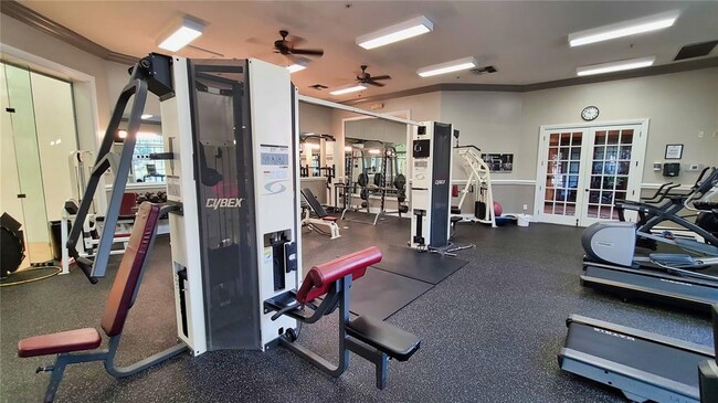 Building Photo - 4170 Central Sarasota Pkwy
