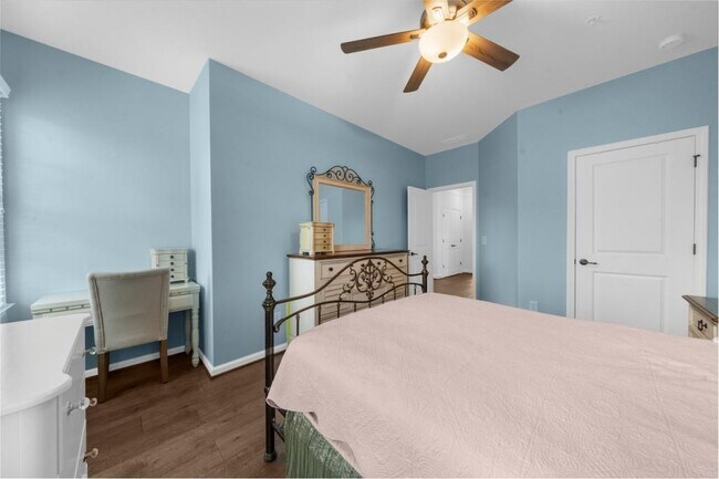 Building Photo - 410 Rose Garden Ln