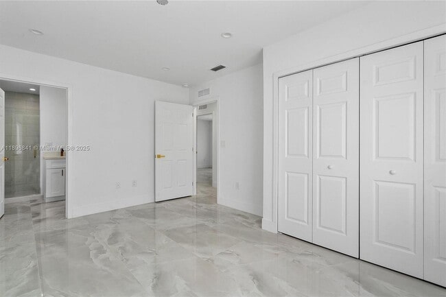 Building Photo - 2924 NW 58th St