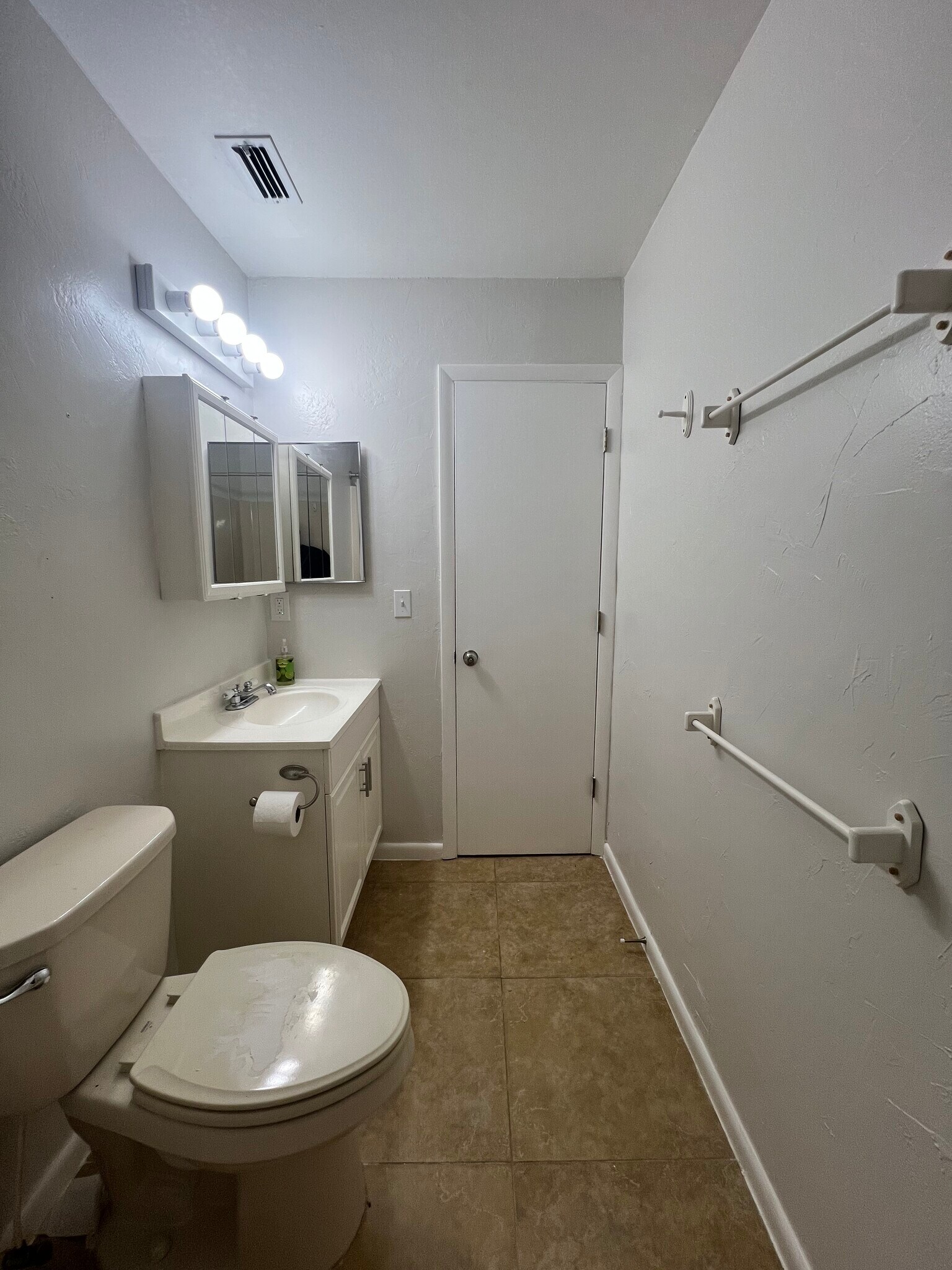 Building Photo - 4146 Plantation Cove Dr