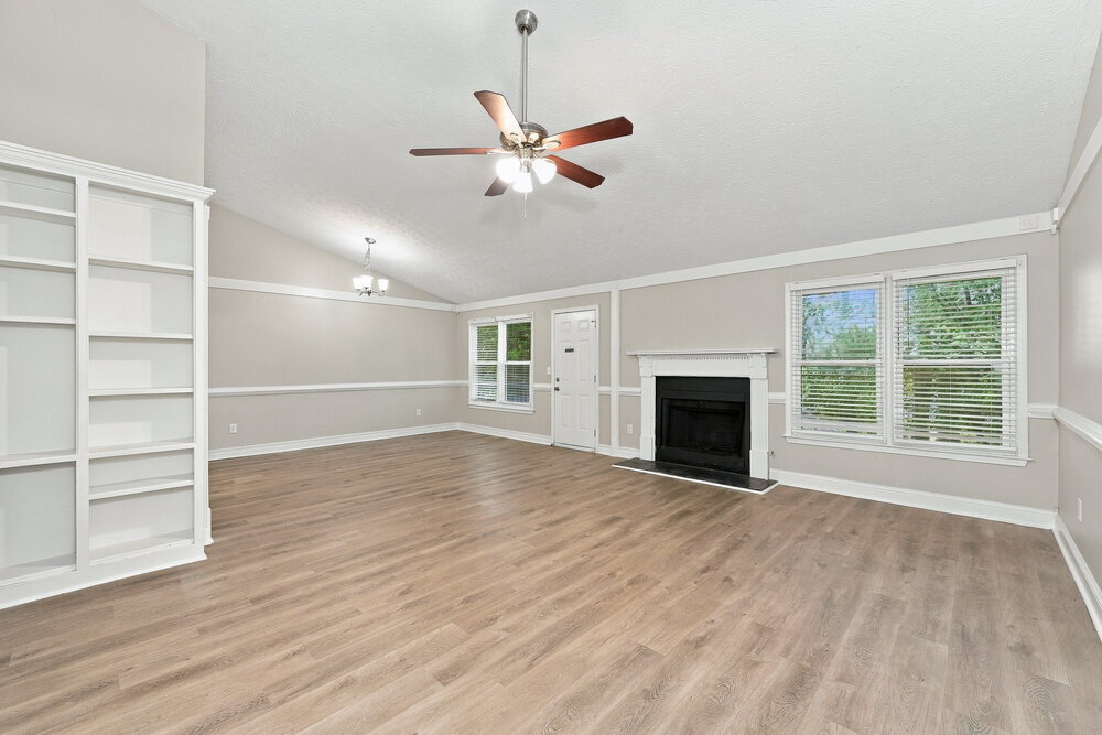 Building Photo - 235 Grayland Creek Dr