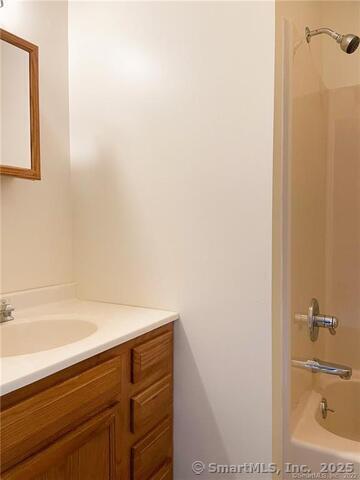 Building Photo - 77 Marion Ave