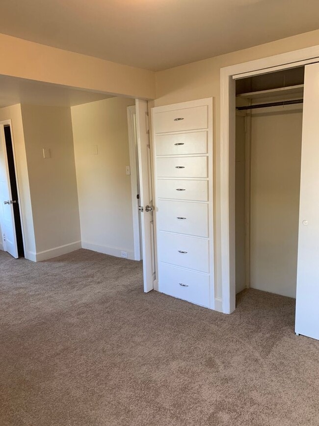 Building Photo - Single Family House located on South Vermont Street, Williamsport MD