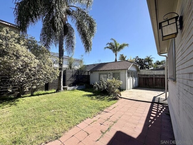 Building Photo - 3917 Hawk St