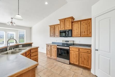 Building Photo - 3462 E Heyward Ct