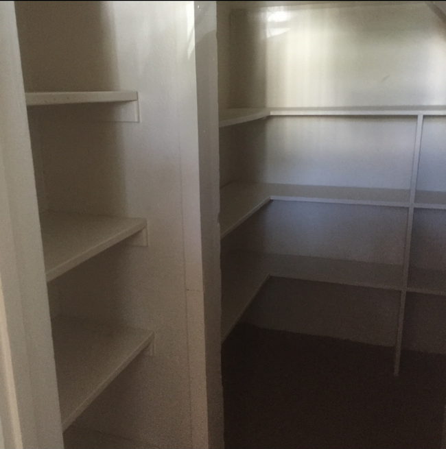 Walk-in Closet #1 - 8818 Alcott St