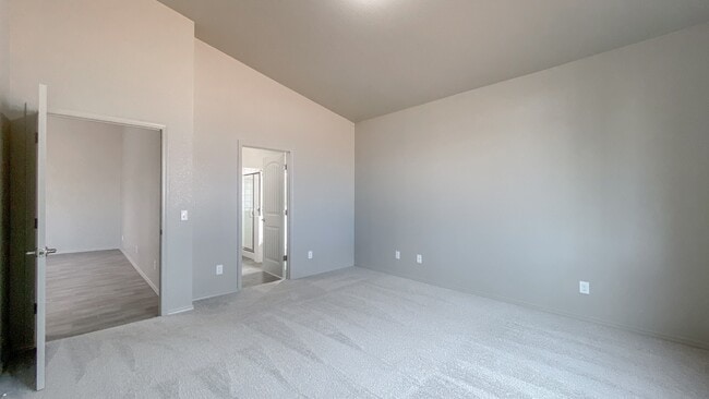 Building Photo - 343 Berwick Pl