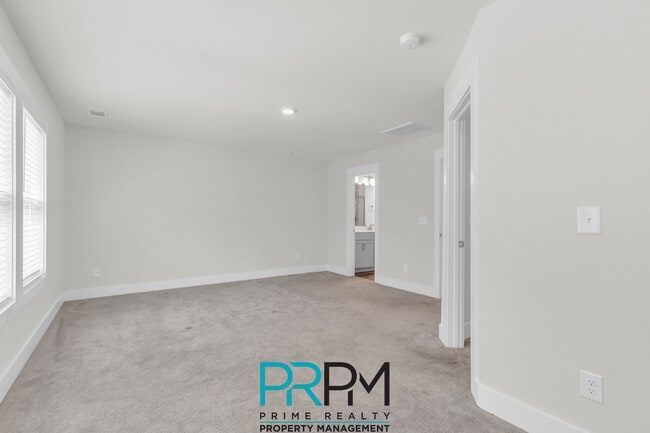 Building Photo - 64 Meteora Way