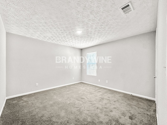 Building Photo - 606 Waynes Ct SE