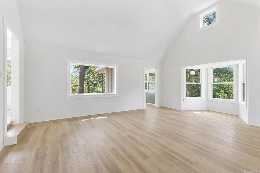 Building Photo - 83 Dunn Hill Cir