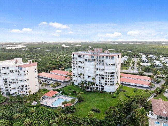 Building Photo - 3880 North Highway A1A-SI ID1537500P
