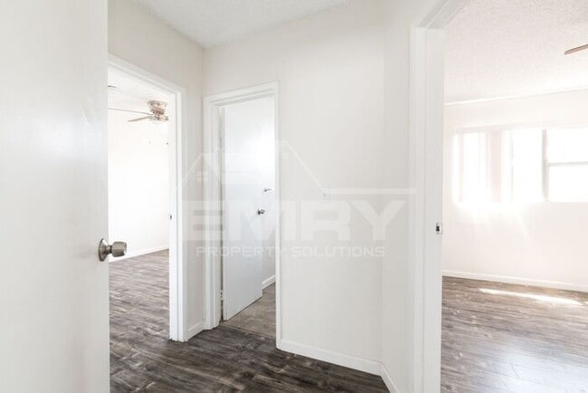 Building Photo - 2 bed 1 bath unit in Inglewood 90302