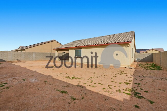 Building Photo - Amazing home in wonderful Ghost Hollow Ranch