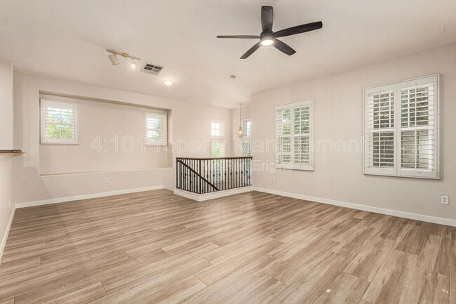 Building Photo - 4175 E Jasper Dr