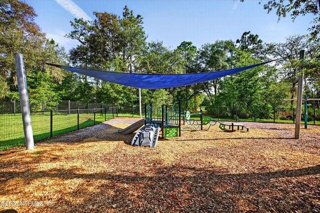 Building Photo - 9755 Invention Ln