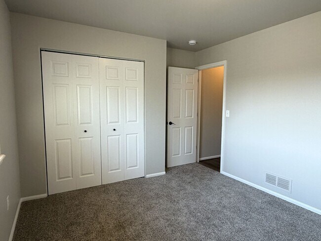 Building Photo - 2462 Bar Harbor Dr