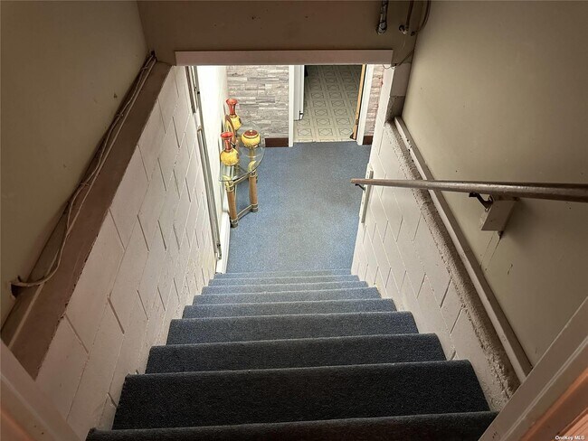 Building Photo - 154 Pennsylvania Ave