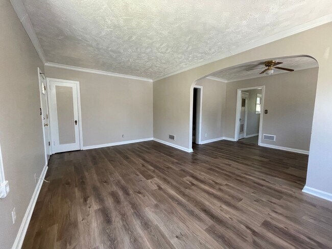 Building Photo - 3508 N 47th Ave