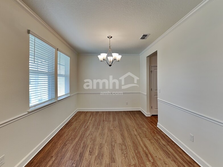 Building Photo - 3037 Eagle Bluff Way