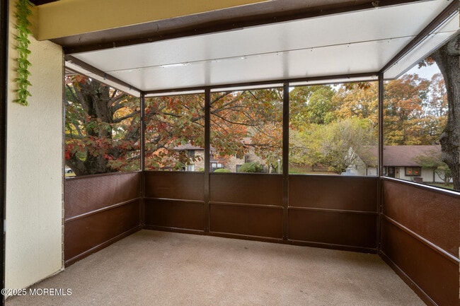 Building Photo - 177 Amberly Dr