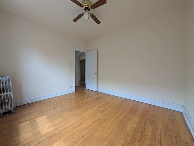 Building Photo - 2948 N Albany Ave