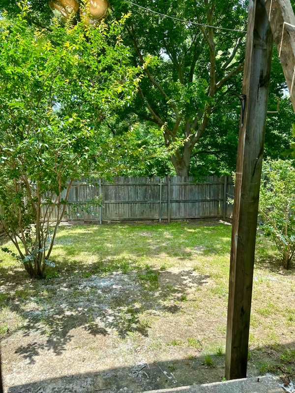 Building Photo - 4913 Jamesway Rd