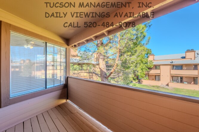 Building Photo - 1686 W Wood Bridge Ct