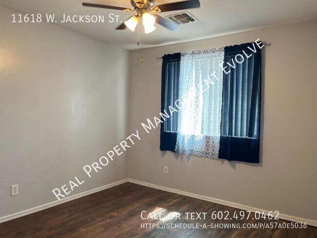 Building Photo - Lovely Avondale Home!