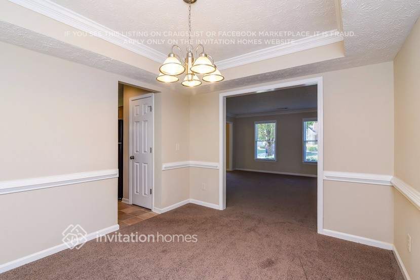 Building Photo - 4255 Ivy Run Cir