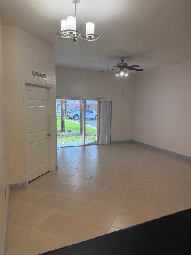 Building Photo - 3340 Palomino Dr