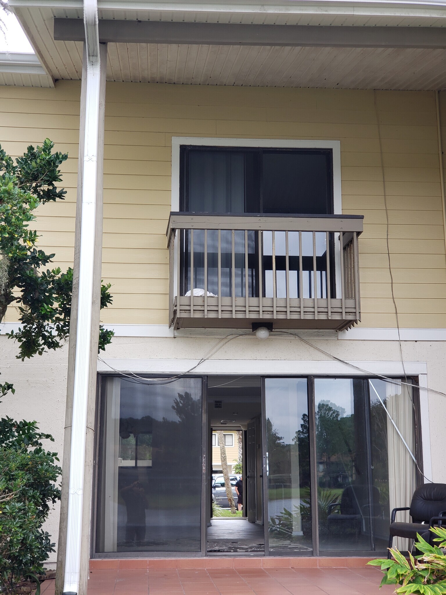 Building Photo - 7859 La Sierra Ct