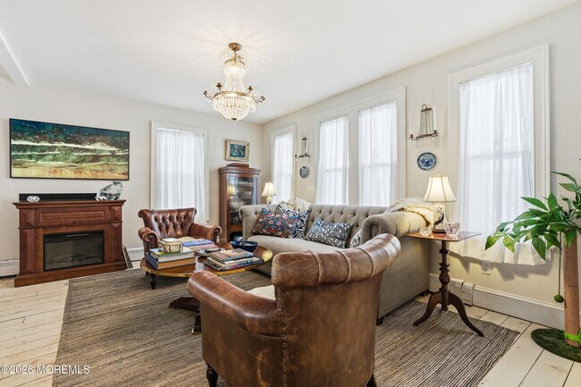 Building Photo - 74 Mt Hermon Way