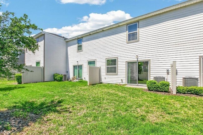 Building Photo - 43 Mustard Hl Ct