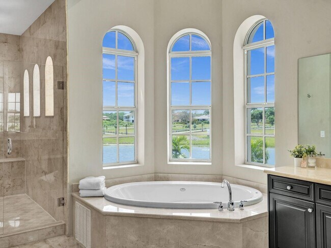 Building Photo - 12328 NW 69th Ct