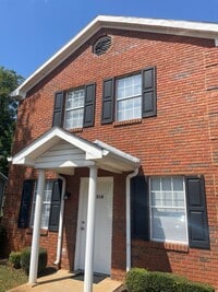 Building Photo - 3 Bedroom, 2.5 Bath Townhome in Lenlock