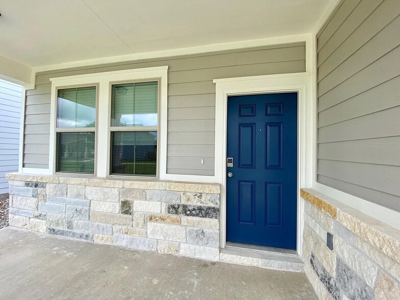 Building Photo - Room in House on Pecan Island Dr