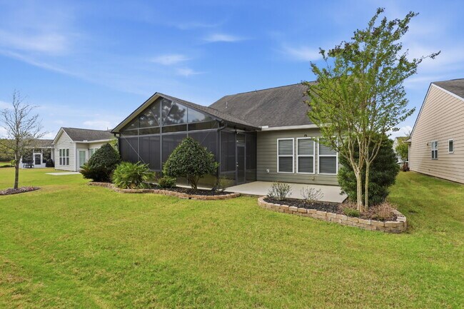 Building Photo - 686 Northlake Blvd