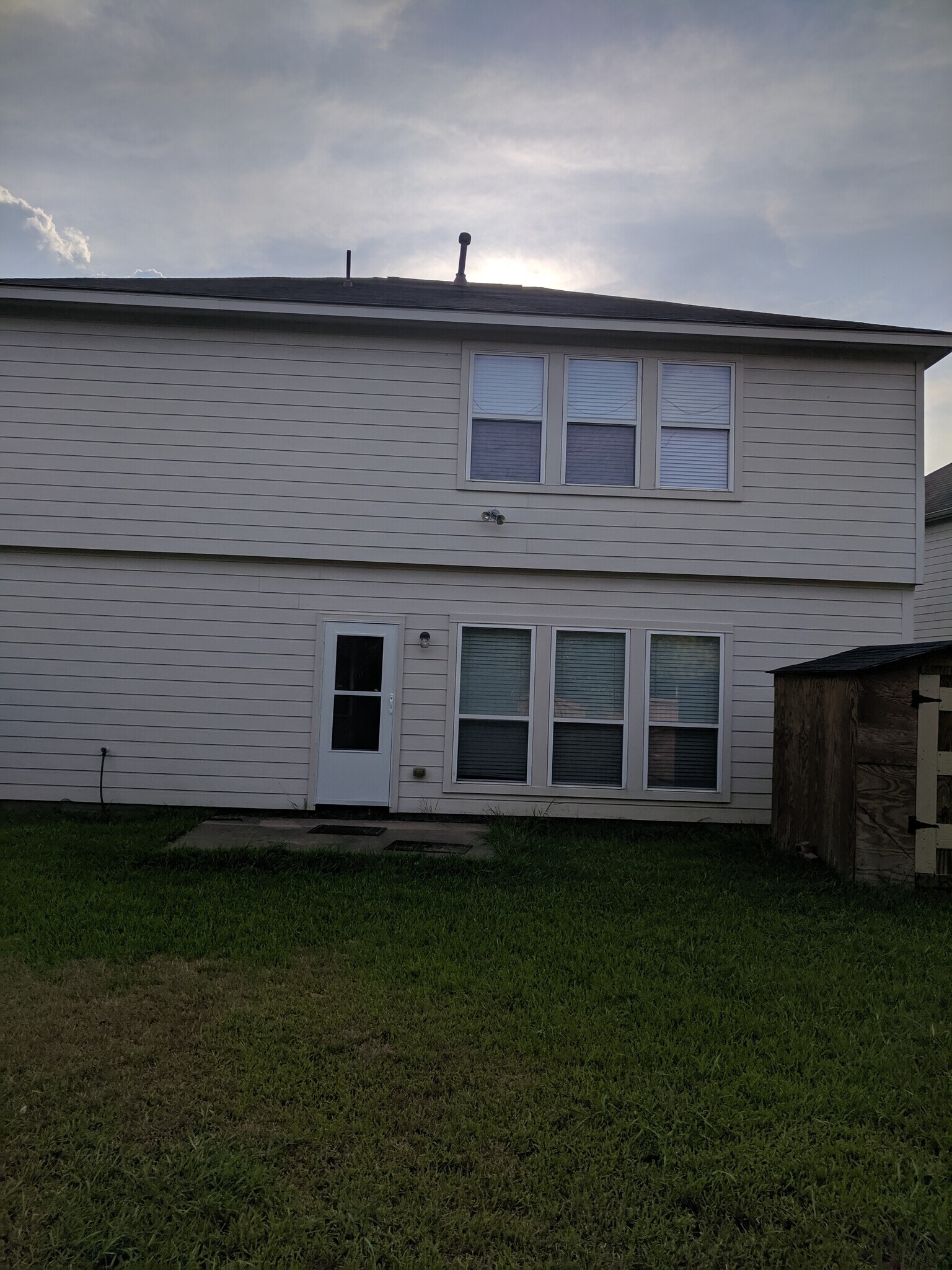 Building Photo - 2830 Youpon Lake Ct