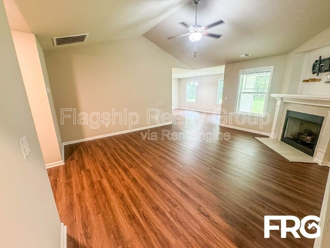 Building Photo - 110 Highland Pk Dr