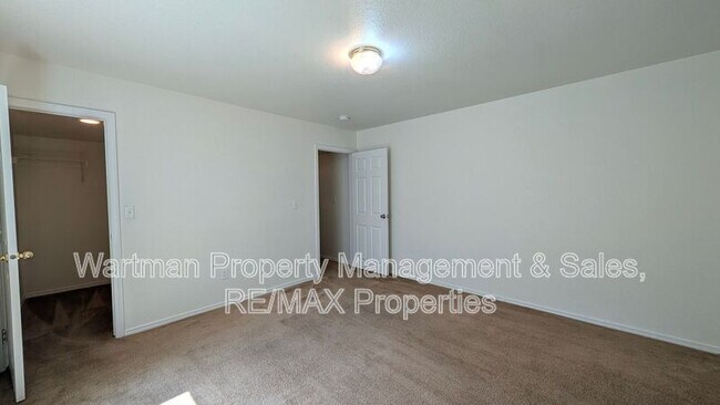 Building Photo - 5120 Finadene Ct
