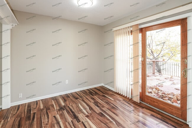 Building Photo - 816 SE 13th St