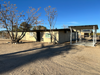 Building Photo - 72664 Sunnyslope Dr