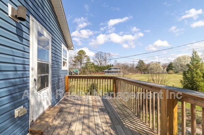 Building Photo - 4143 W Beaver Creek Dr