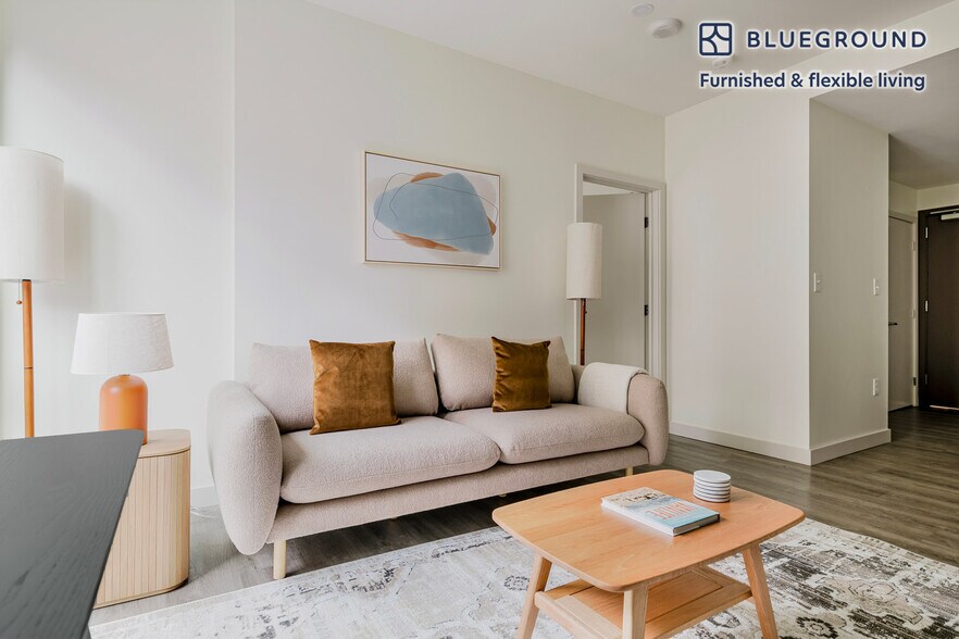 Building Photo - 1 Canal St