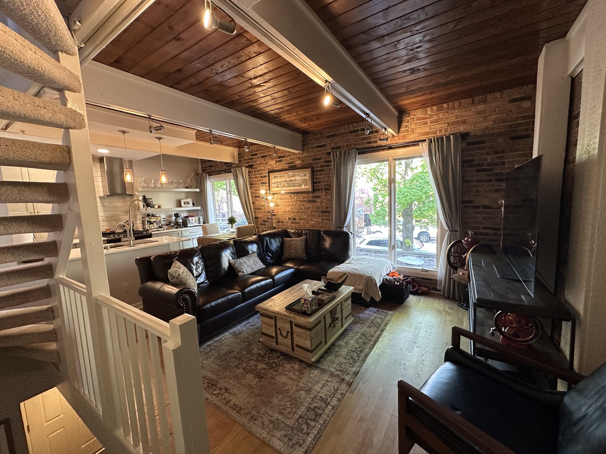 Second floor living room - 1846 N Hudson Ave