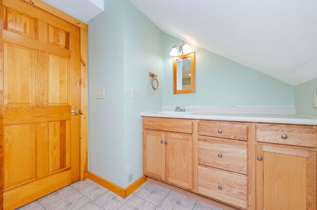 Building Photo - Hilltop Sanctuary Living | Open-Concept 1BR Loft-Style Home | Utilities Included | Barrington, NH