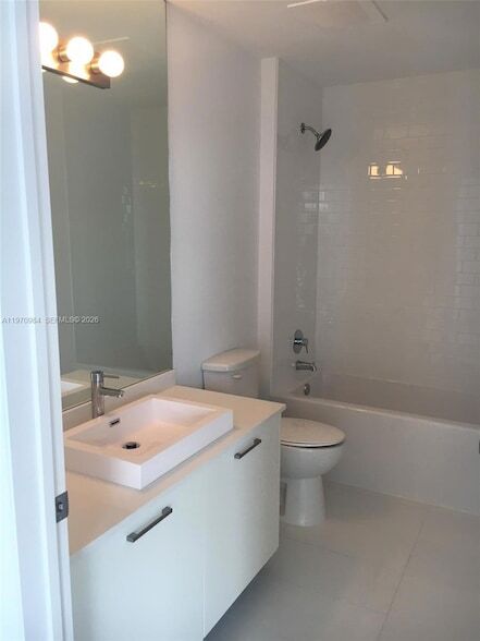 Building Photo - 151 SE 1st St