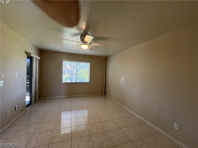 Building Photo - 1721 SW 16th Terrace