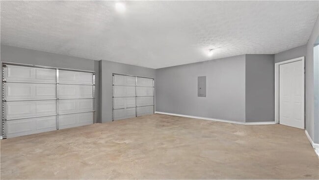 Building Photo - 317 Shasta Ln