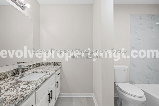 Building Photo - 2295 Belin Dr